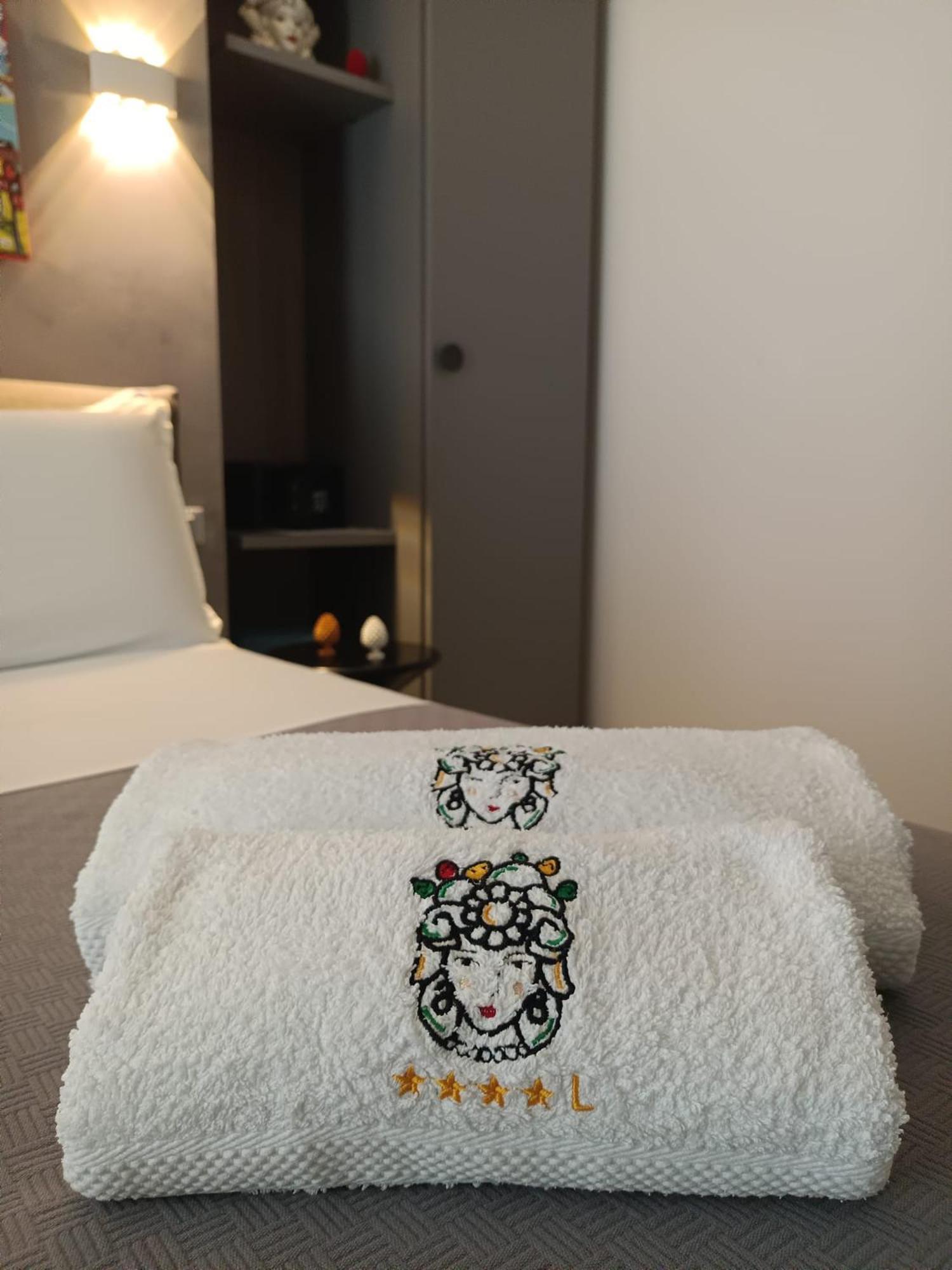 Sikelia Superior Rooms Milazzo Eksteriør billede