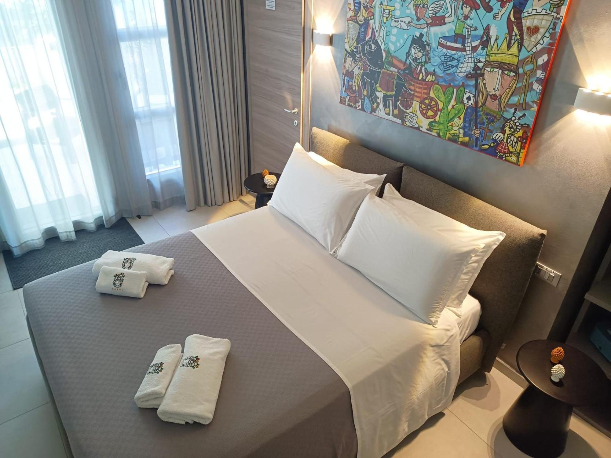 Sikelia Superior Rooms Milazzo Eksteriør billede